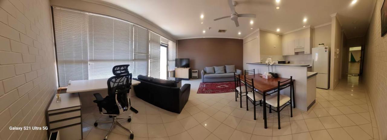 Tuggeranong Short #09c - Sleeps 4 Apartment *